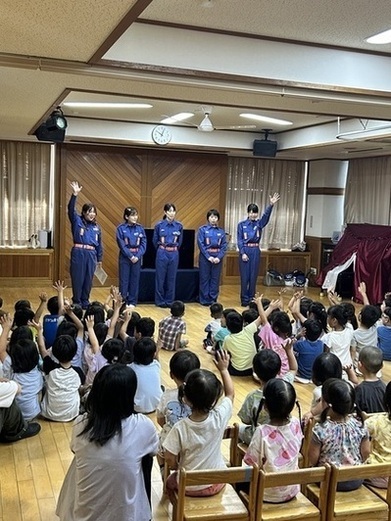 写真：保育園での防火防災啓発(クイズ)