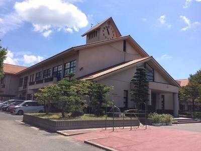写真：愛東北小学校外観