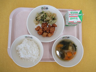 写真:湖東学校給食センタ-の給食