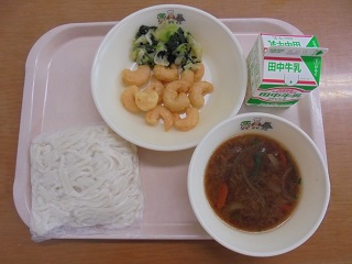 写真：蒲生学校給食センタ－の給食
