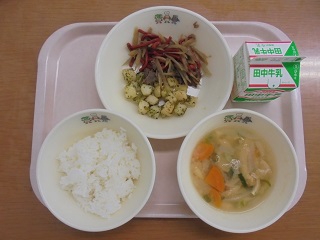 写真：蒲生学校給食センタ－の給食