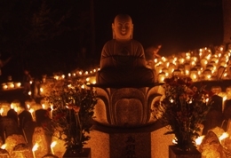 写真：引接寺万燈供養