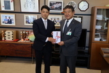 写真：株式会社日本興産代表取締役社長と東近江市長