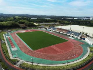 写真：東近江市布引総合運動公園陸上競技場