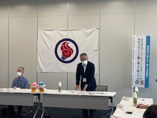 写真:部会長あいさつの様子