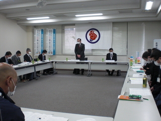 写真:部会長あいさつの様子