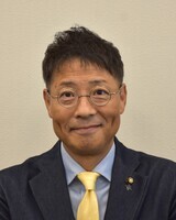 写真:小梶昌巳議員