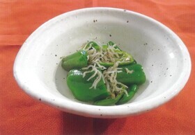 写真：ピーマンのじゃこ煮