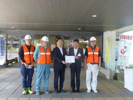 滋賀県電気工事工業組合の皆さんと市長